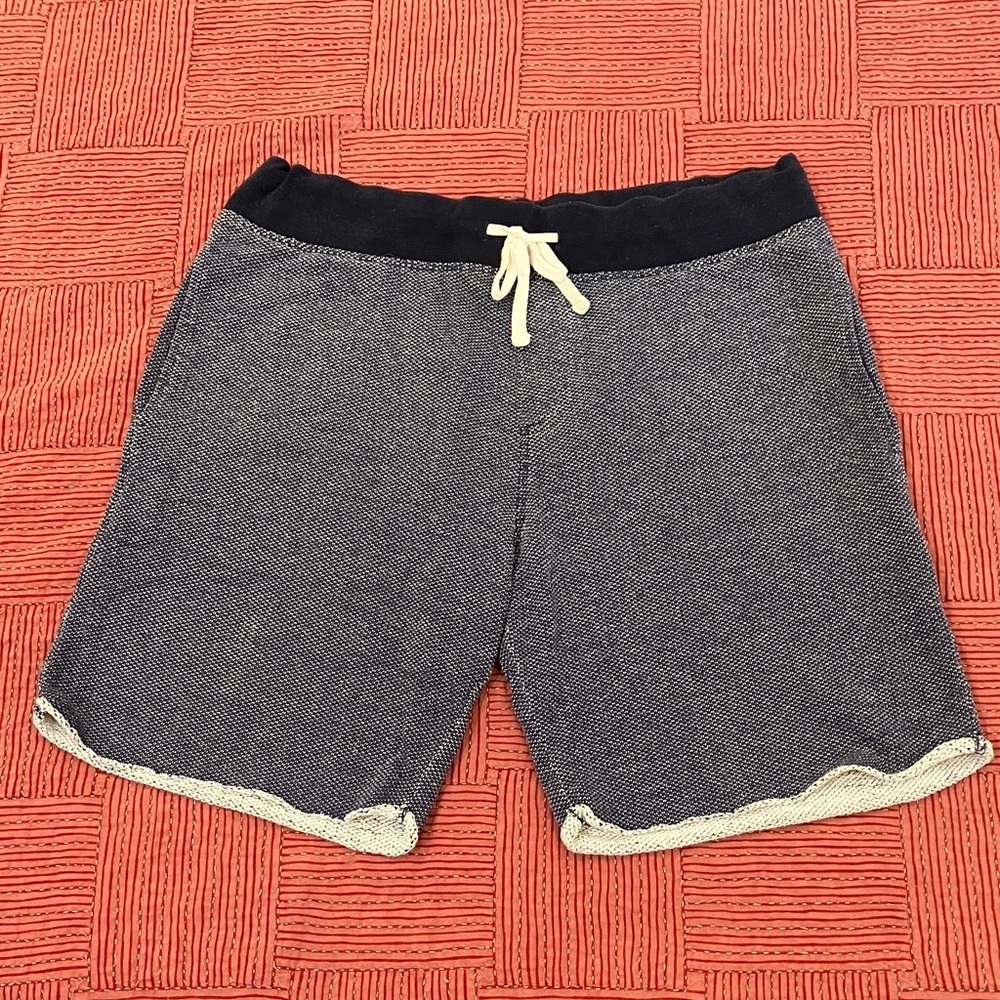 Men's large H&M Athletic sweat fabric Shorts in Navy and White